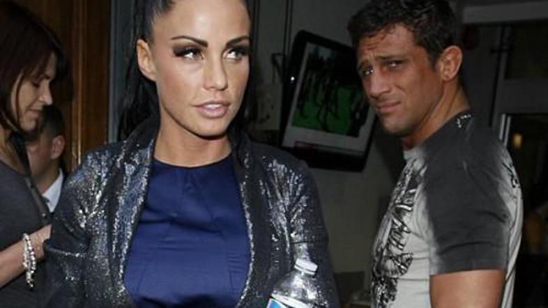 Bodo njuno poroko razveljavili? (Foto: Flynet/JLP)