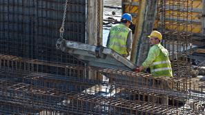 delavci gradbinci gradbeništvo