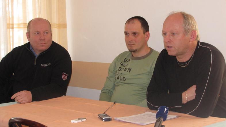 Matjaž Kumer, Matjaž Zaman in Silvo Mesojedec menijo, da člane RCI preganjajo, k