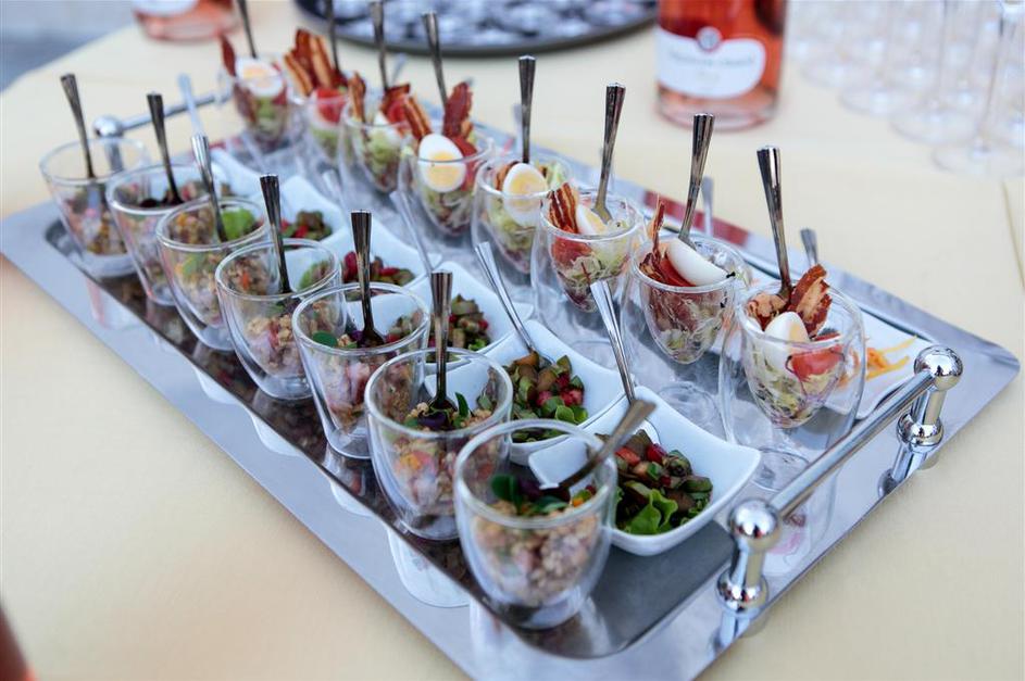 VIP dogodek z land rover discovery sportom