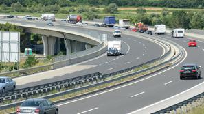 protest, podizvajalci, primorska avtocesta