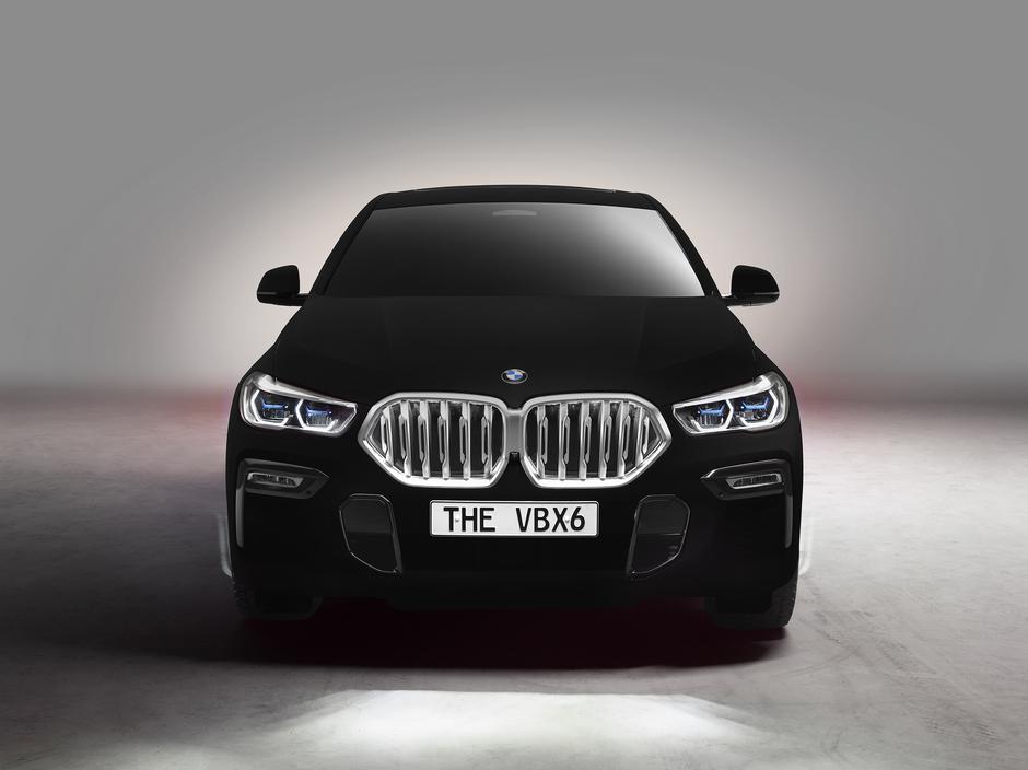 BMW X6 vantablack | Avtor: BMW