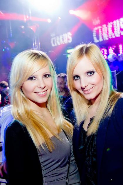 Plesne vibracija razgrele noč