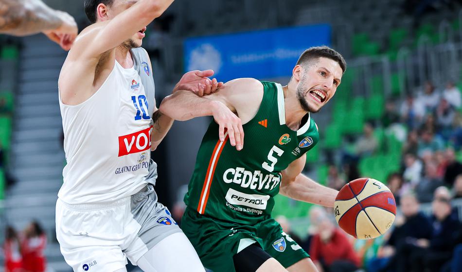 Slaba končnica pokopala Olimpijo na derbiju vrha lestvice