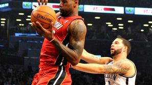 miami heat brooklyn nets lebron james