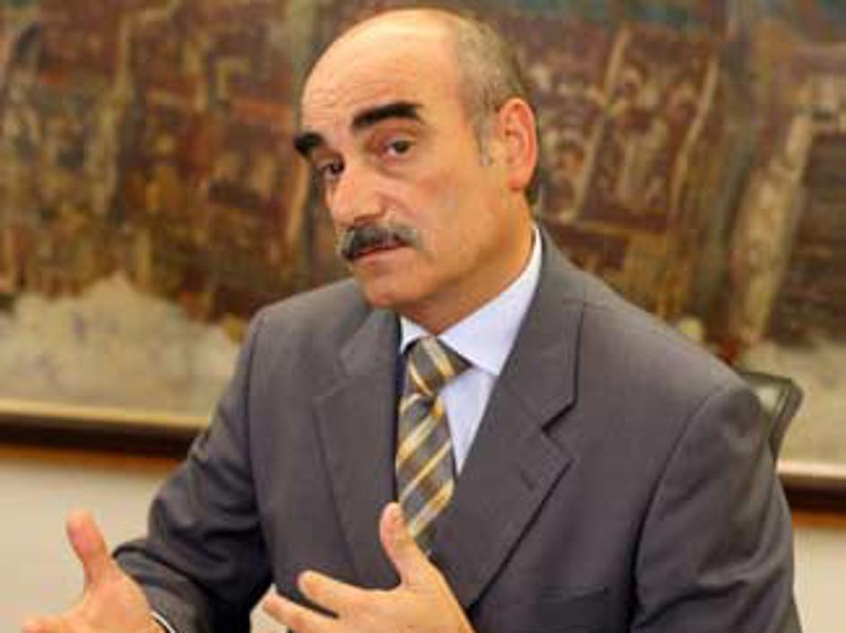 Direktor mestne uprave Vasja Butina stroške postavitve brezžičnega omrežja ocenj