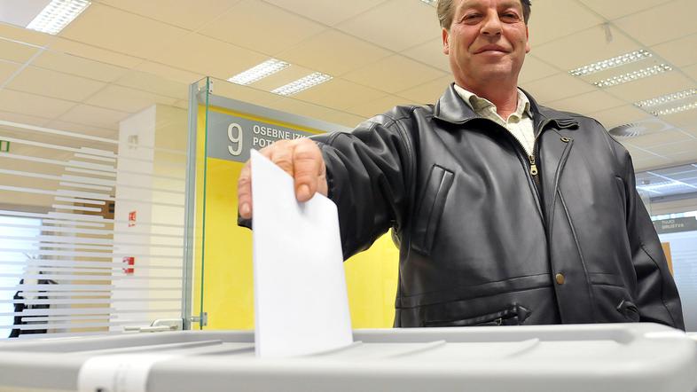 Elko Hudorovac bo imel mandat romskega svetnika le do izteka mandata zdajšnjega 