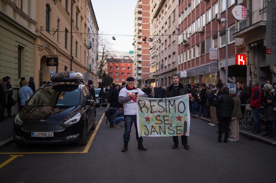 shod proti politiki | Avtor: Anže Petkovšek