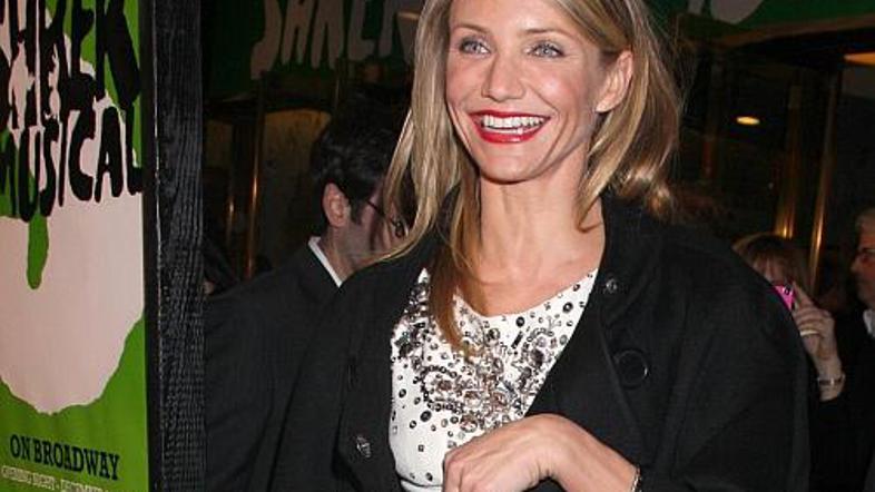 Cameron je Shreka tokrat samo gledala.