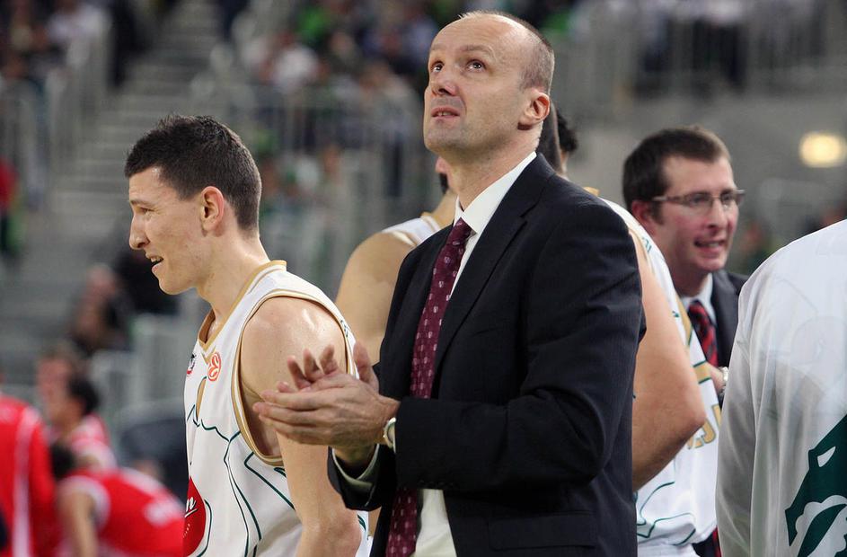 Jure Zdovc si je s svojimi varovanci v velikem slogu predčasno zagotovil napredo