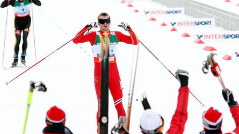 Petter Northug je za manj kot tri sekunde ugnal nemškega tekmeca.