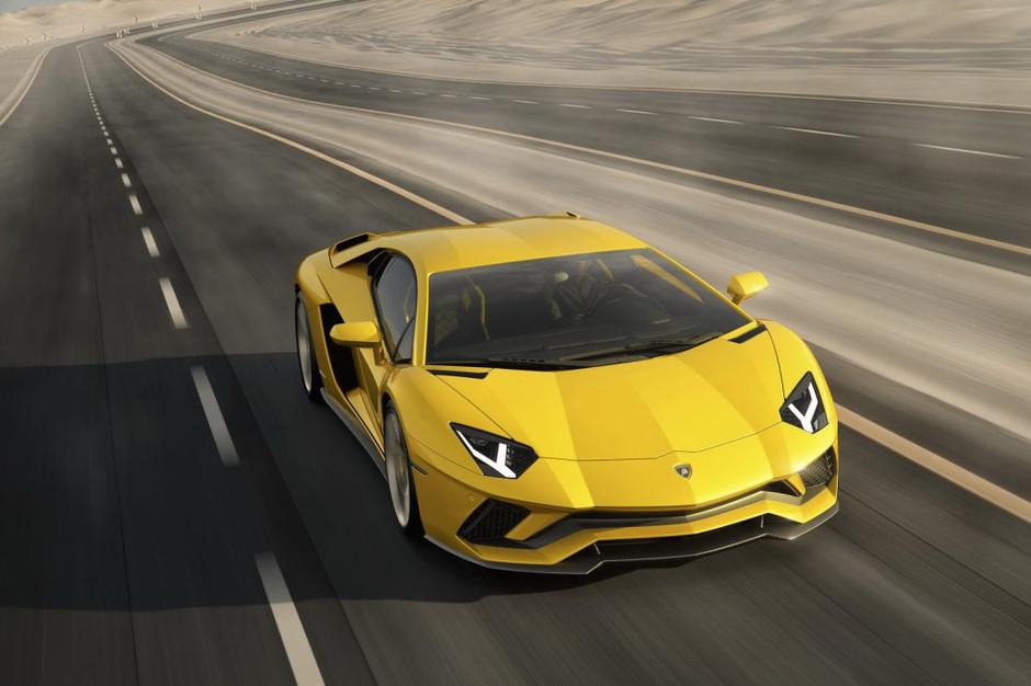 Lamborghini aventador S | Avtor: Lamborghini