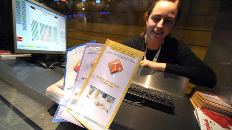 Ob nakupu kinovstopnice ob tednu boja proti raku prejmete še navodila za samopre