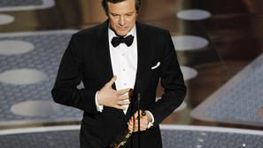 Kraljev govor je pričakovano slavil. "Komaj se zadržujem, da ne bi zaplesal," je