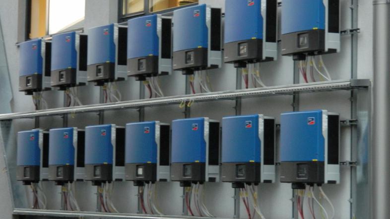 Sončna elektrarna na OŠ Stična