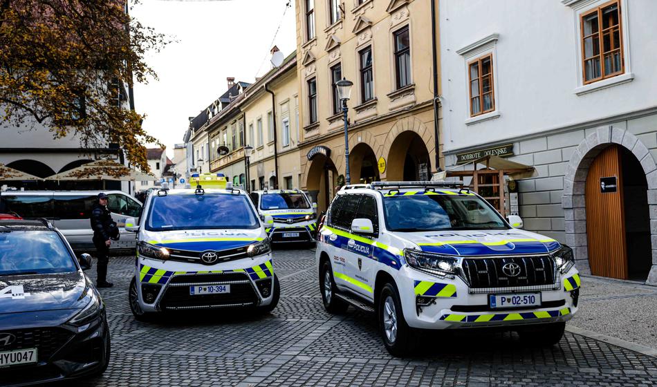 Pravni strokovnjaki kritični do Šutarjevega zakona, ocenjujejo ga kot ustavnopravno spornega