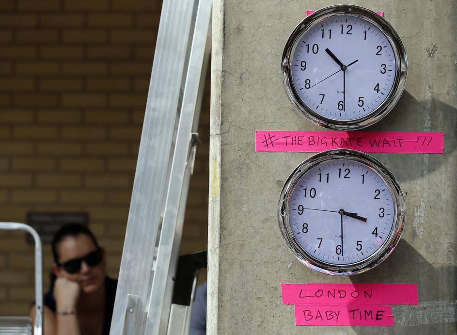 Kate Middleton rojstvo princ Lindo novinarji