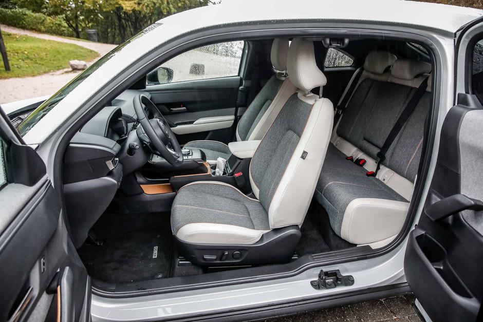 Mazda MX-30 | Avtor: Saša Despot