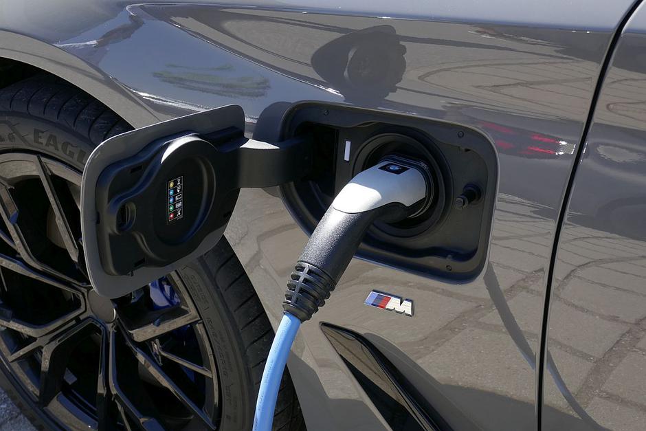 BMW 545e xdrive | Avtor: Matija_Janežič