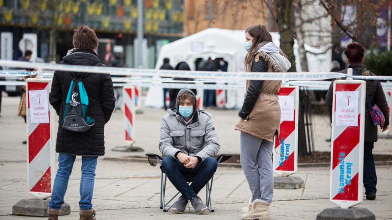 Testiranje za covid-19 v Kranju