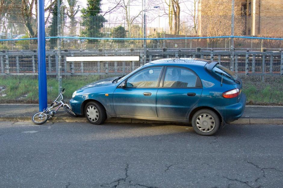 prometna nesreča avto kolo | Avtor: Profimedia