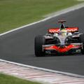 Lewis Hamilton je v soboto dopoldne še izboljšal svoj in skupni najhitrejši čas 
