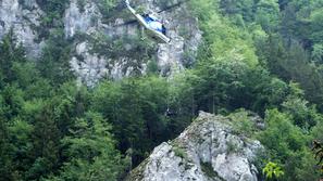 gorski reševalci, reševanje, plezalec, helikopter, gorsko reševanje