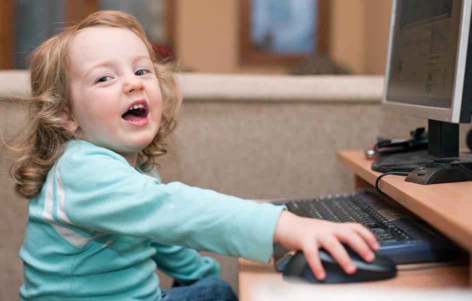 Otrok, računalnik
