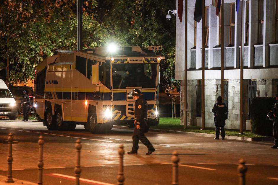 Protest | Avtor: Saša Despot