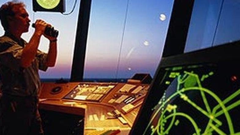 V četrtek je nemške kontrolorje zmedel neznani leteči predmet.