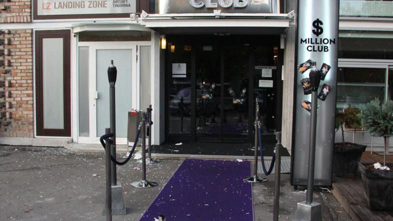 Eksplozija pred kranjskim nočnim klubom je policiste pripeljala na pravo sled. (