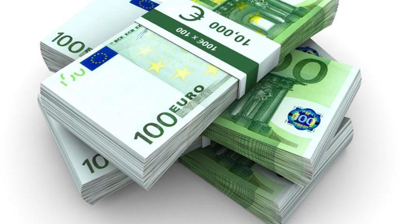 Financiranje strank v Sloveniji bi moralo biti javno, saj bi tako preprečili kad