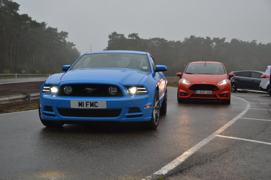 Ford mustang in ford fiesta ST | Avtor: Gregor Prebil