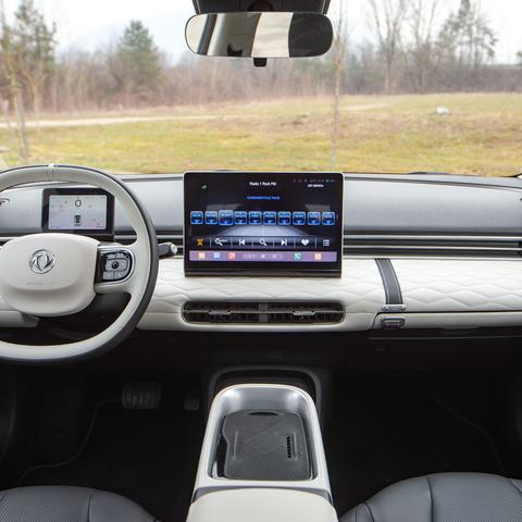 Dongfeng Box