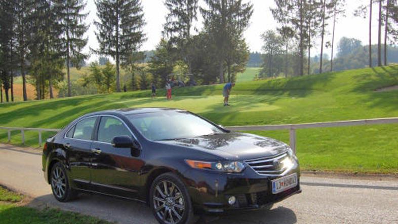 Nepoznavalci na daleč le težko ločijo med prejšnjo in sedanjo generacijo. Vseeno