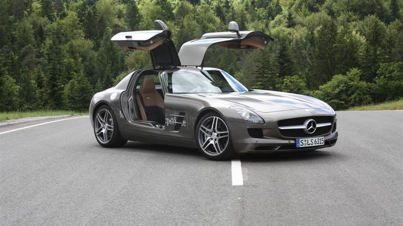 SLS AMG bo zaradi svoje ekstravagantnosti, napredne tehnike in izrazitih športni