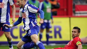 Union Berlin : Hertha Berlin