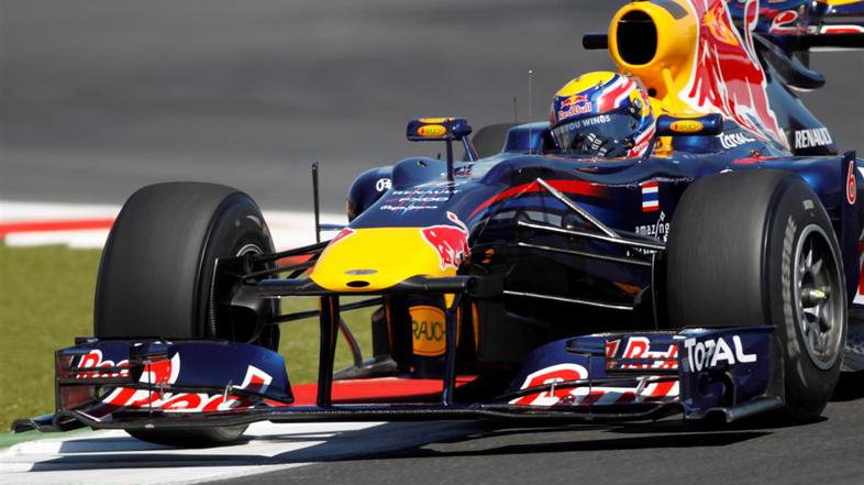 Webber zmage niti slučajno ne bo prepustil ekipnemu "kolegu" Vettlu. (Foto: Reut