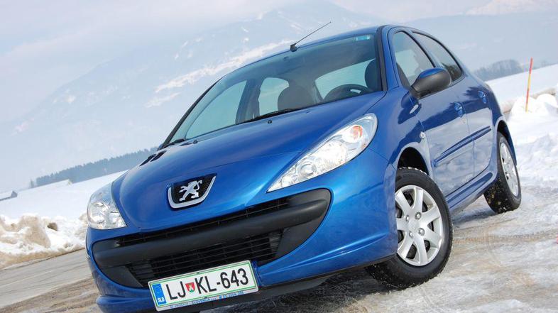 206+ je obdržal identične dimenzije, kot stara 206-ica. (Foto: Gregor Prebil)