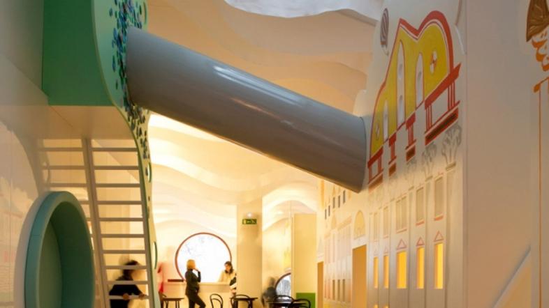 Slovenija 22.01.13, druzinski center Mala Ulica, Precna ulica 7, javna dnevna do