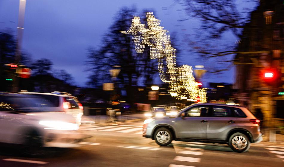 Pozor, če se danes odpravljate na ceste, to vas čaka ...