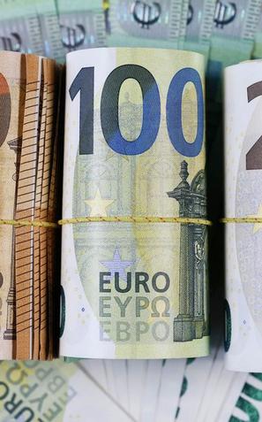 Evri, euro, banka, varčevanje, denar, bamkovci