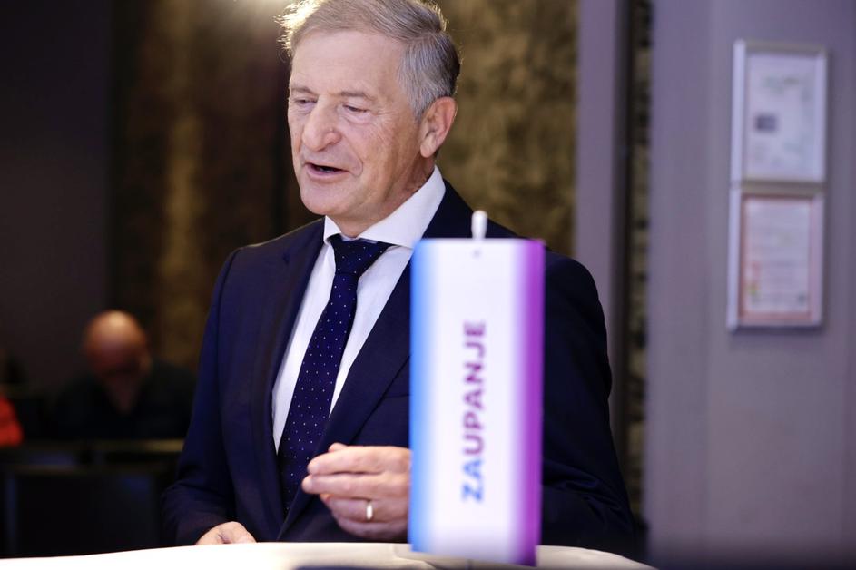 ustanovni kongres stranke Karla Erjavca Zaupanje Karl Erjavec