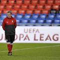 Roy Hodgson bo v naslednji sezoni sedel na vroči klopi Liverpoola. (Foto: EPA)
