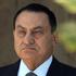 Hosni Mubarak naj bi razmišljal o zdravljenju v zasebni kliniki pri sosedih. (Fo