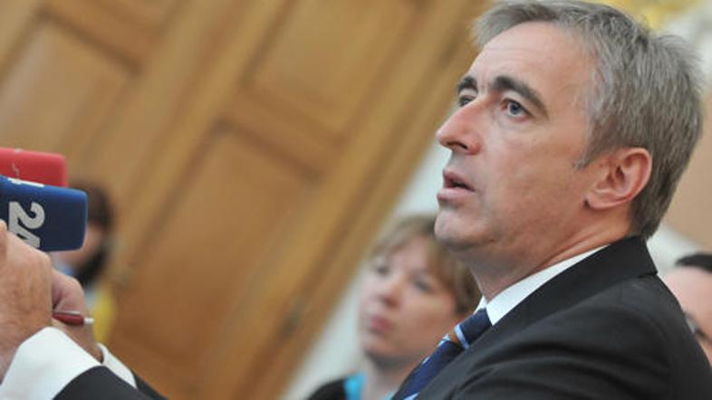 Višje sodišče v Ljubljani je razveljavilo tudi 189.200 evrov nagrade, ki jo je o