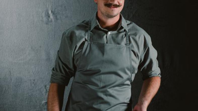 Robert Dežutelj, Gostilna išče šefa