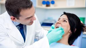 Zivljenje 18.03.13, zobozdravnik, pacient, foto: Shutterstock