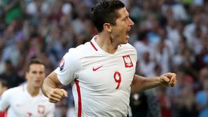 (Poljska - Portugalska)