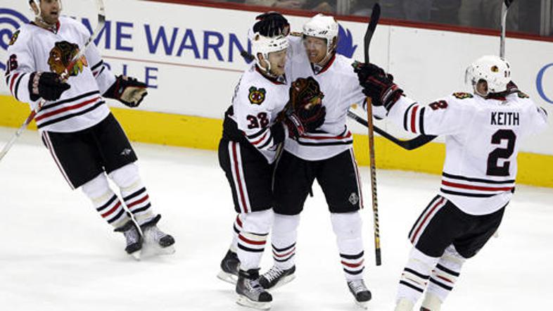 Igralci Chicaga so slavili šele po podaljšku.